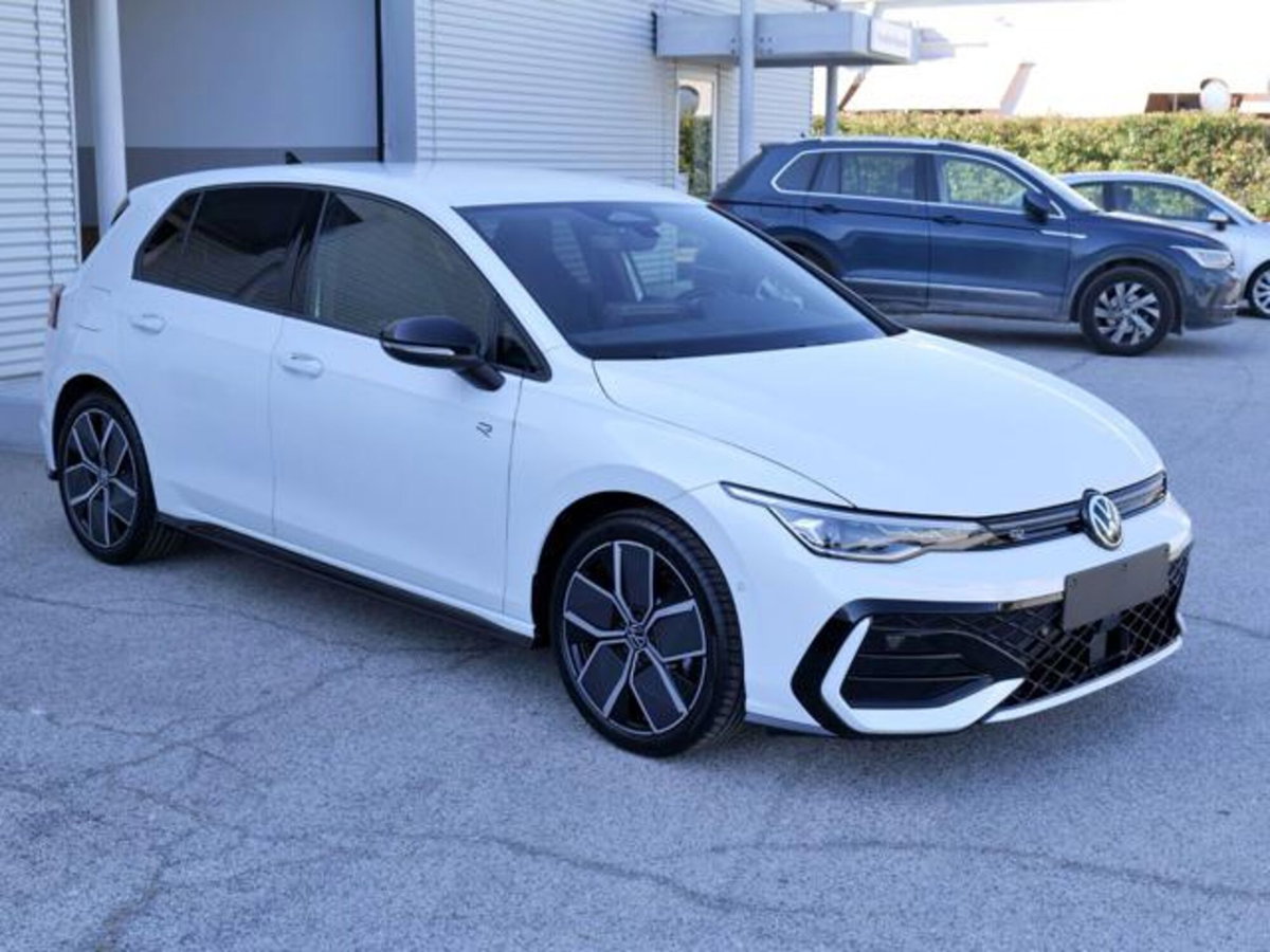 Volkswagen Golf Variant 1.5 etsi R-Line 150cv dsg (4)