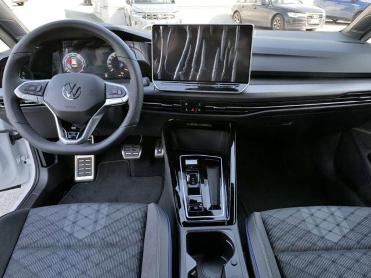 Volkswagen Golf Variant 1.5 etsi R-Line 150cv dsg (7)