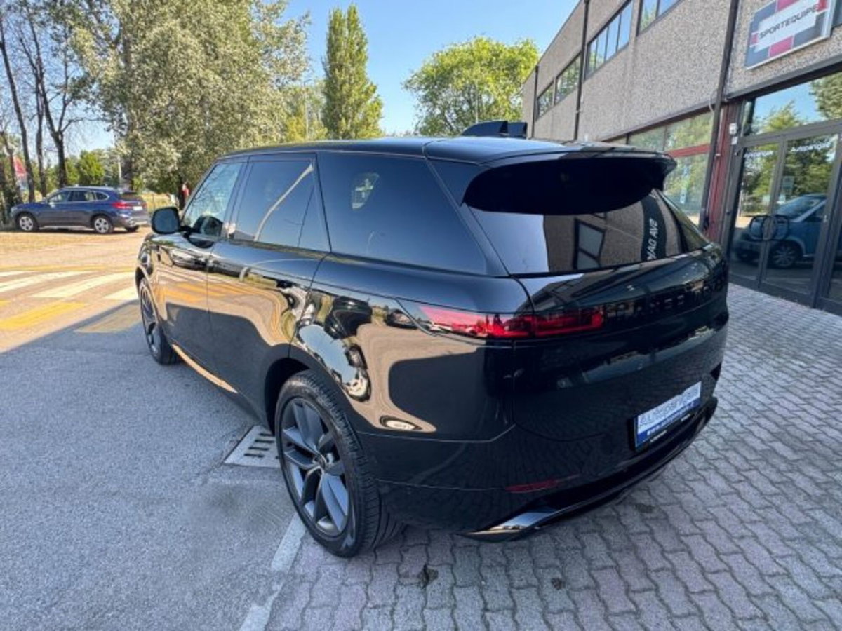 Land Rover Range Rover Sport 3.0D l6 249 CV HSE Dynamic Stealth (4)