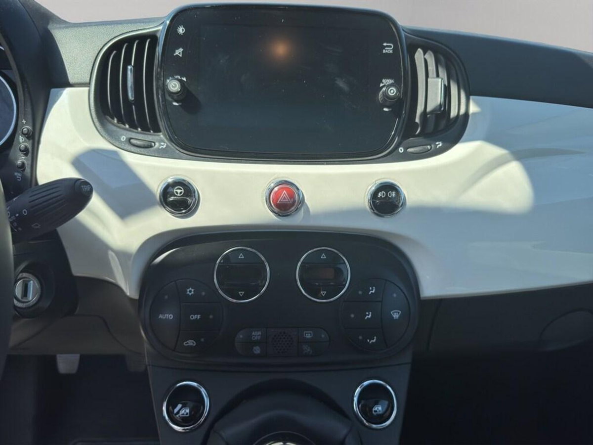 Fiat 500 1.0 Hybrid Dolcevita (10)