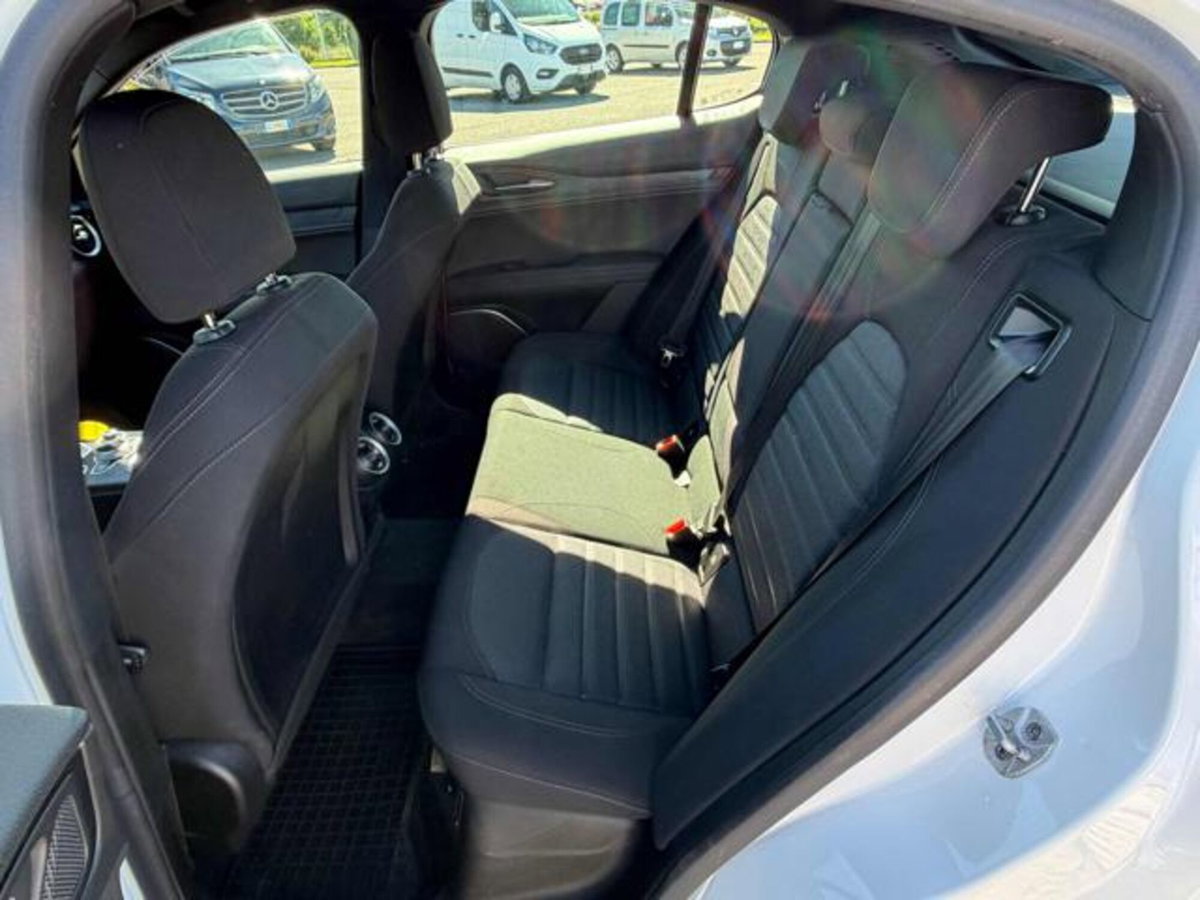 Alfa Romeo Stelvio Stelvio 2.2 Turbodiesel 190 CV AT8 Q4 Super Business (13)