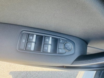 Renault Captur Full Hybrid E-Tech 145 CV Intens (14)