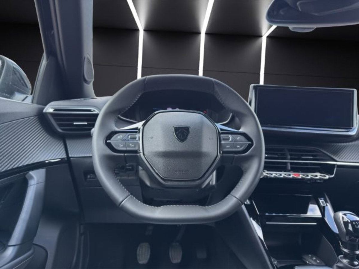 Peugeot 2008 PureTech 100 S&S Allure (10)