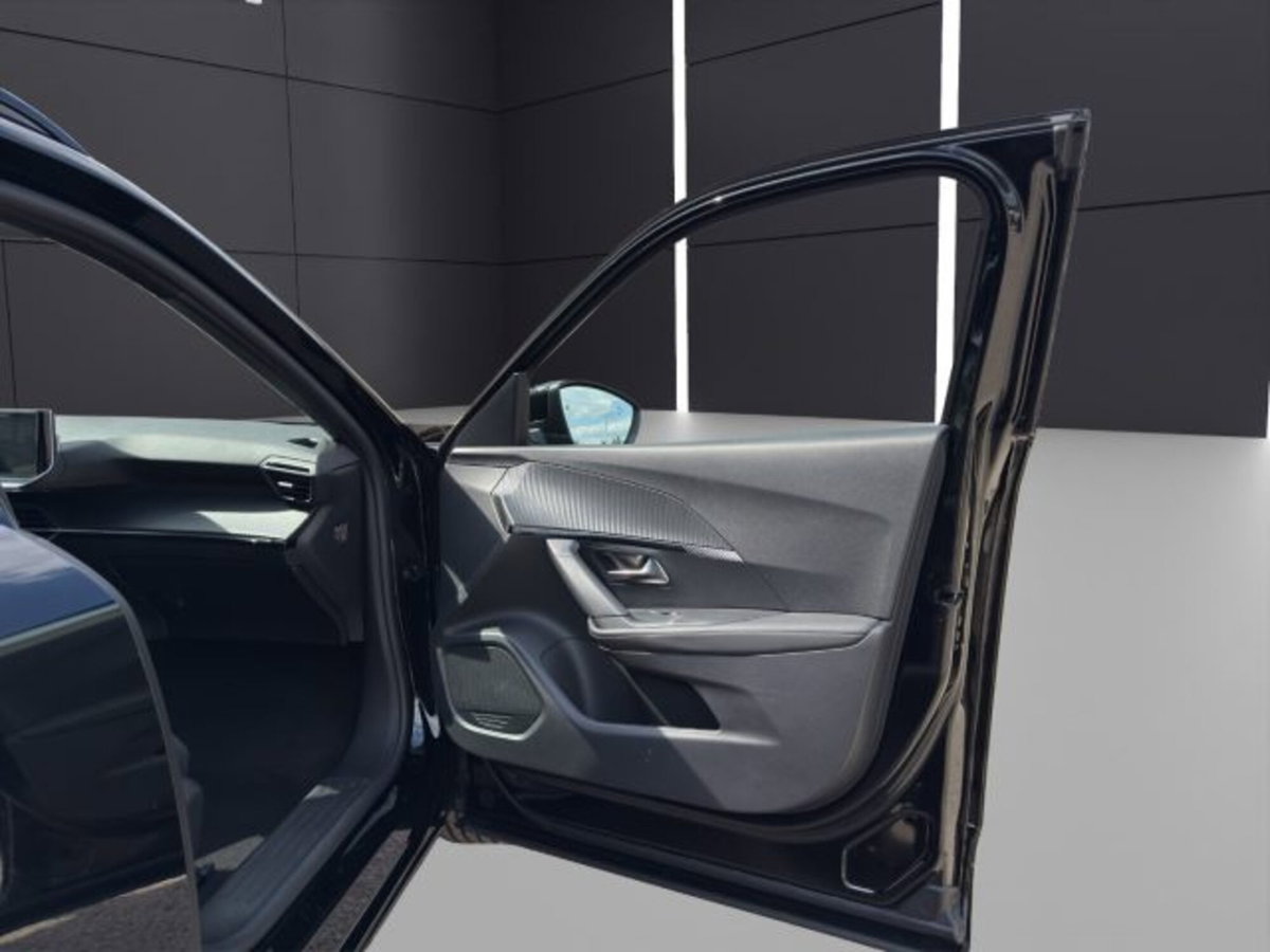 Peugeot 2008 PureTech 100 S&S Allure (16)