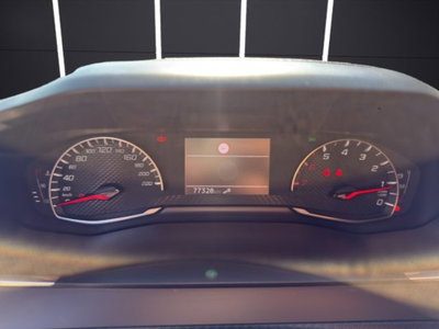 Peugeot 2008 PureTech 100 S&S Active (11)