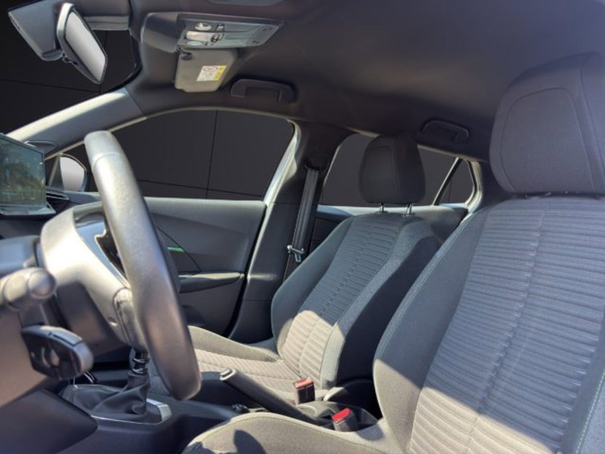 Peugeot 2008 PureTech 100 S&S Active (9)