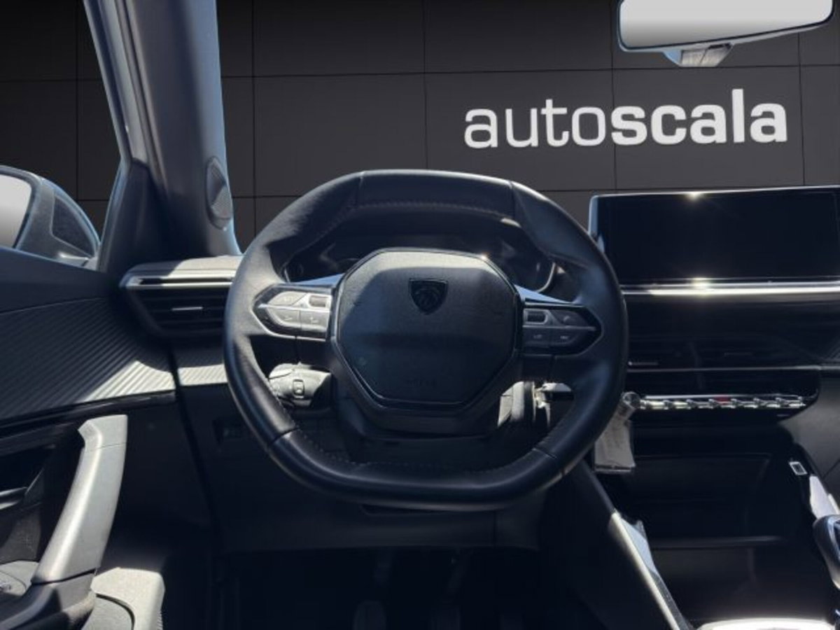 Peugeot 2008 PureTech 100 S&S Active (10)