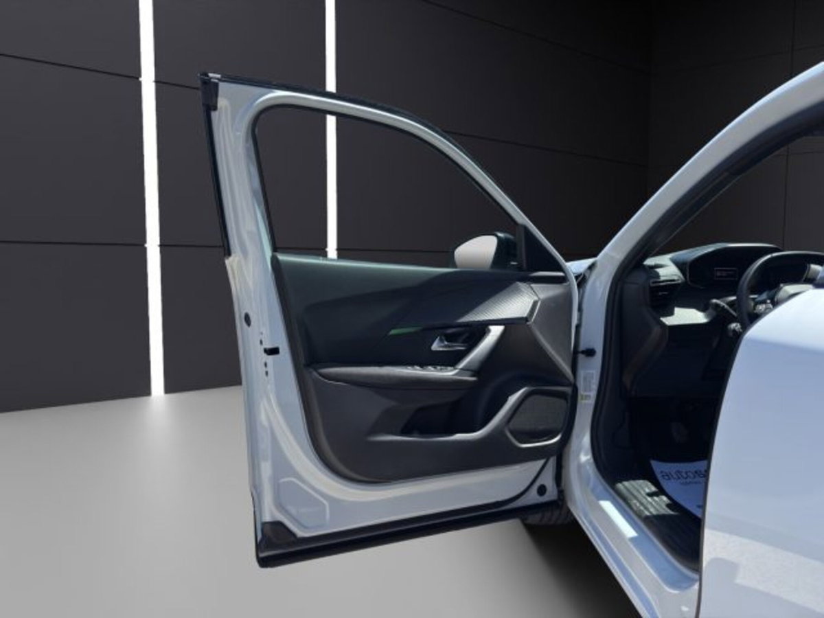 Peugeot 2008 PureTech 100 S&S Active (12)