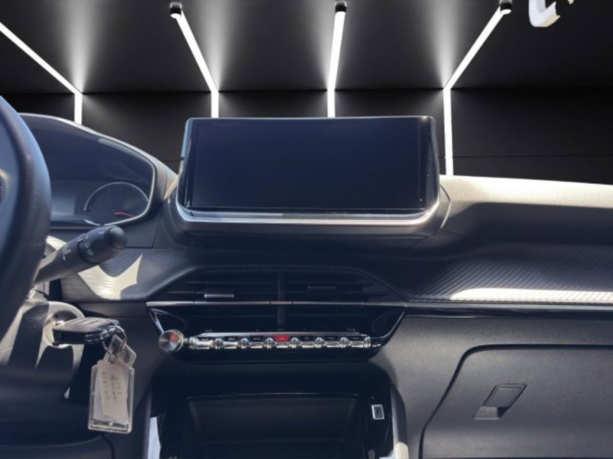 Peugeot 2008 PureTech 100 S&S Active (16)