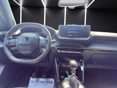 Peugeot 2008 PureTech 100 S&S Allure (14)