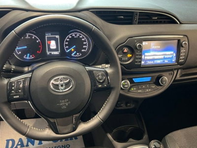 Toyota Yaris 1.0 5 porte Lounge (15)