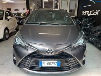 Toyota Yaris 1.0 5 porte Lounge (2)