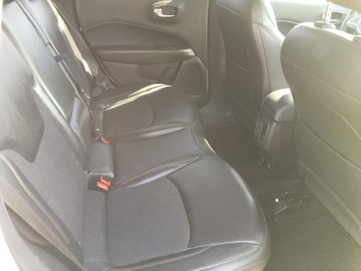 Jeep Compass 2.0 Multijet II 4WD Limited (8)