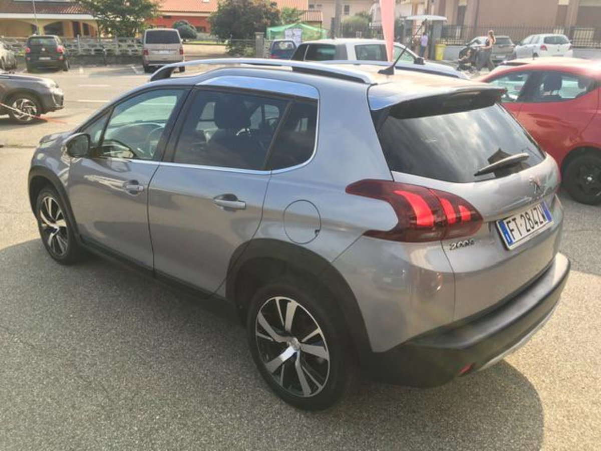 Peugeot 2008 1.2 puretech Allure s&s 130cv eat8 (4)
