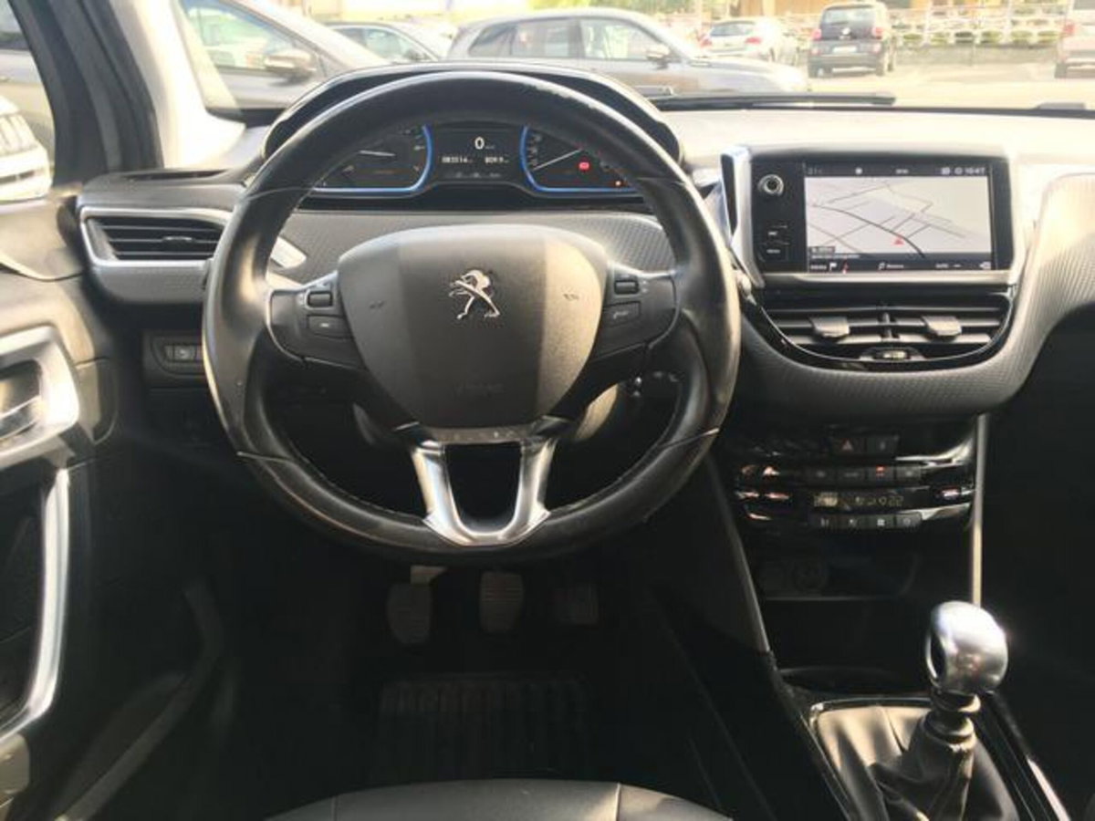 Peugeot 2008 1.2 puretech Allure s&s 130cv eat8 (6)