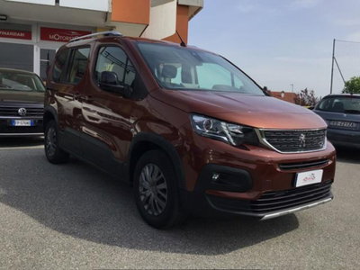 Peugeot Rifter Long 1.5 bluehdi Allure 130cv eat8 (4)