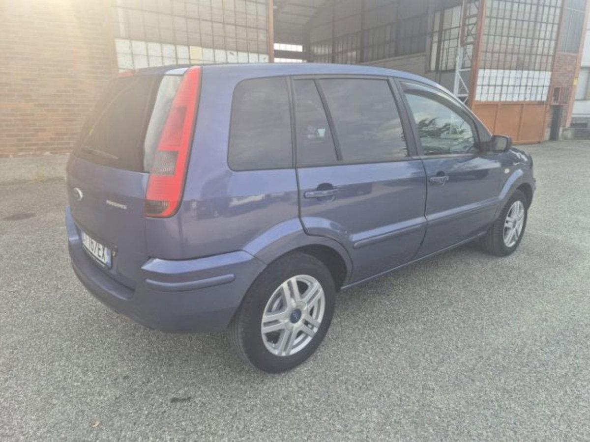Ford Fusion 1.4 TDCi 5p. Leather (4)