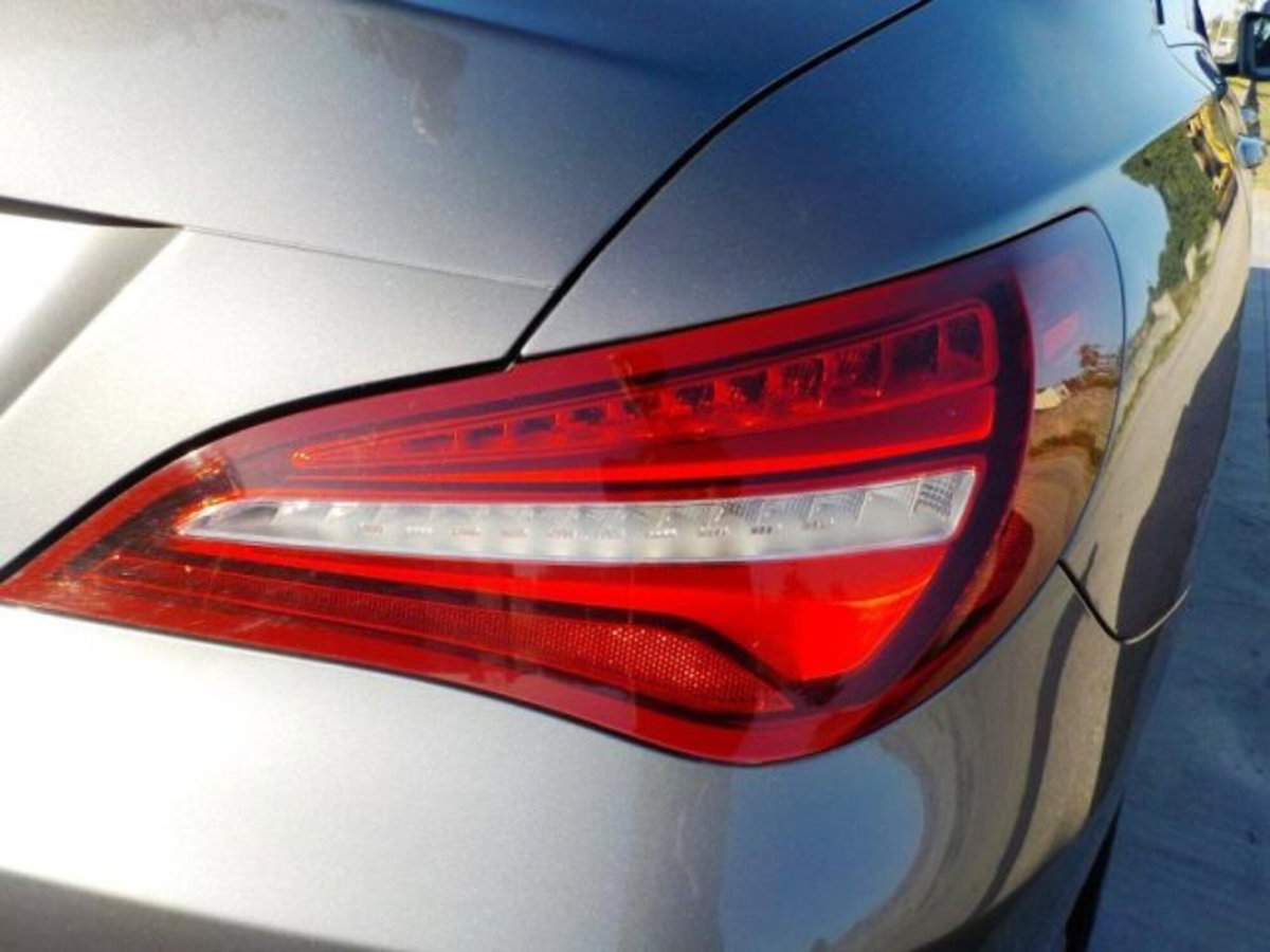 Mercedes-Benz CLA 200 d Automatic Sport (12)