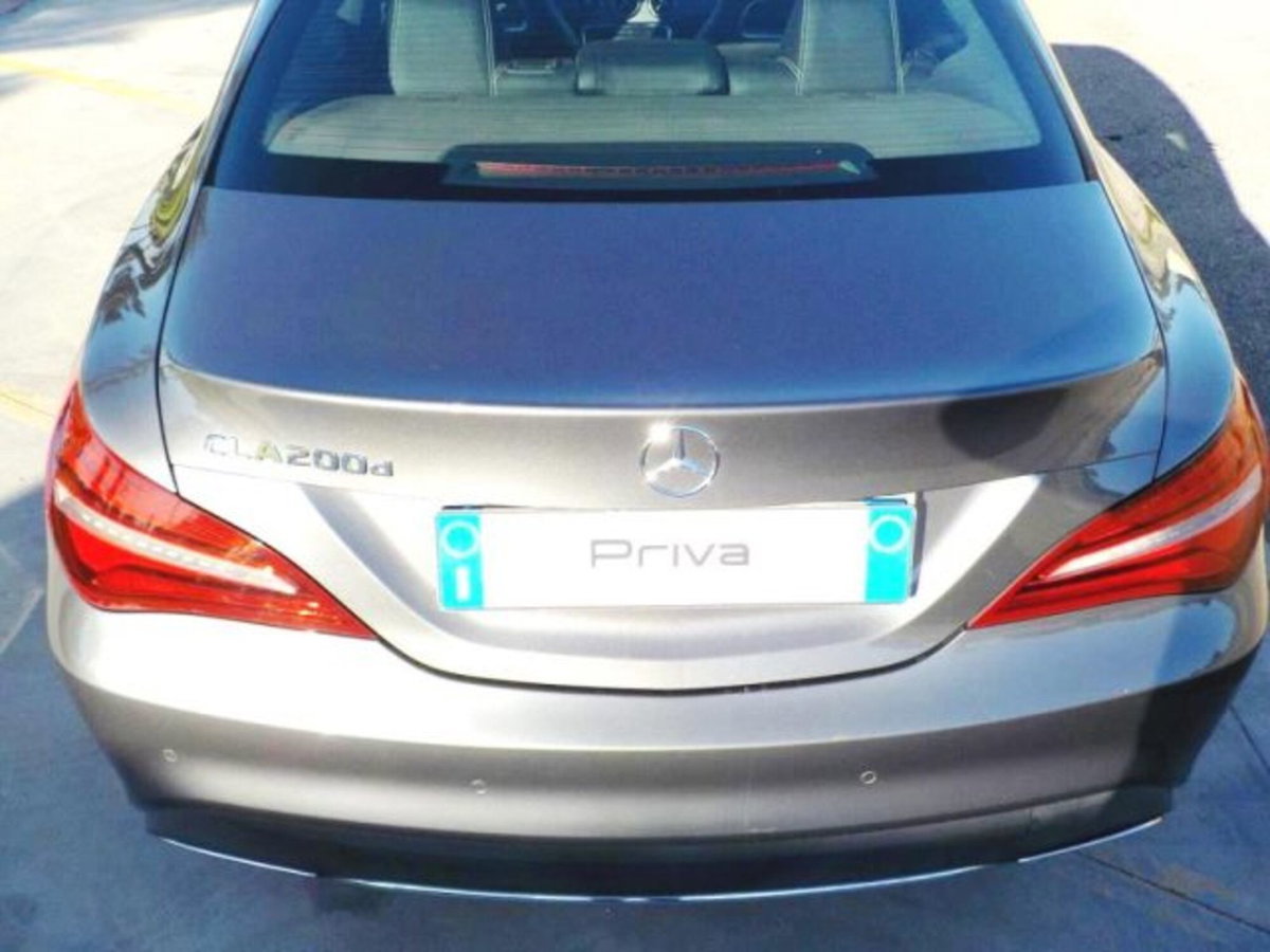 Mercedes-Benz CLA 200 d Automatic Sport (15)