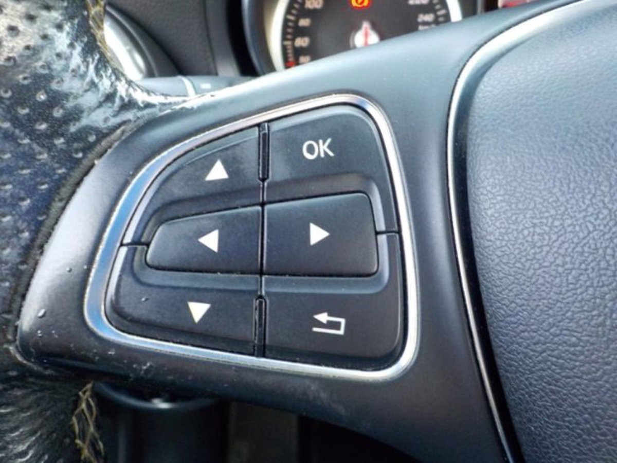 Mercedes-Benz CLA 200 d Automatic Sport (19)