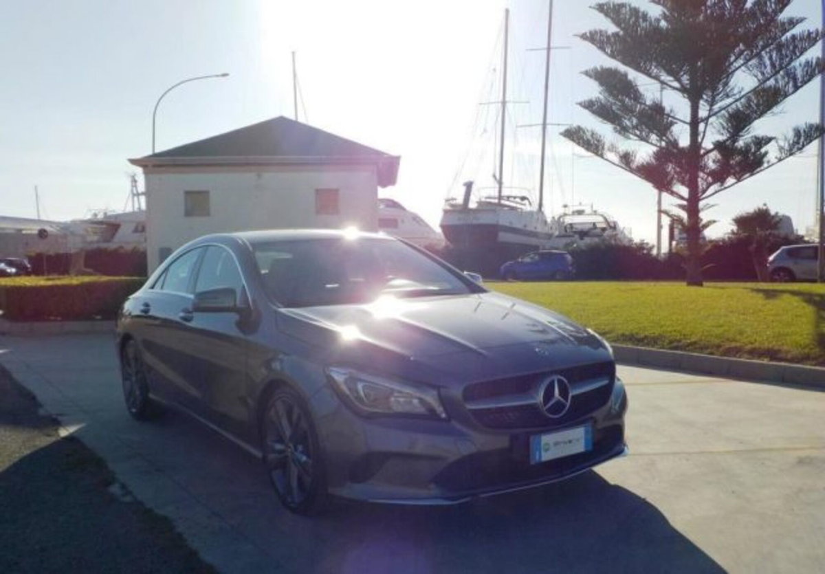 Mercedes-Benz CLA 200 d Automatic Sport (3)