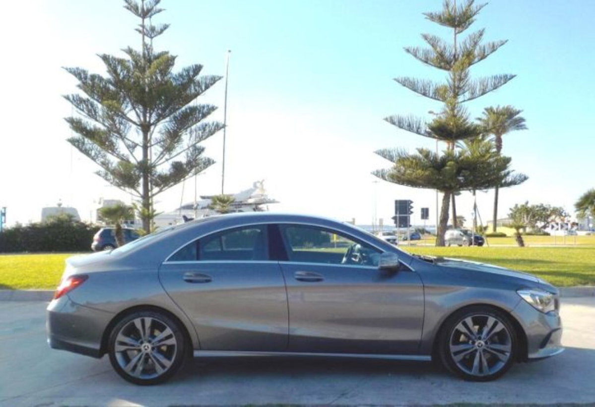 Mercedes-Benz CLA 200 d Automatic Sport (4)