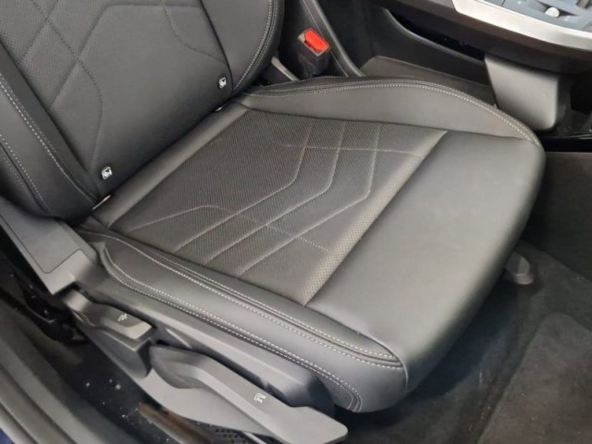 BMW X1 sDrive 18d xLine (10)