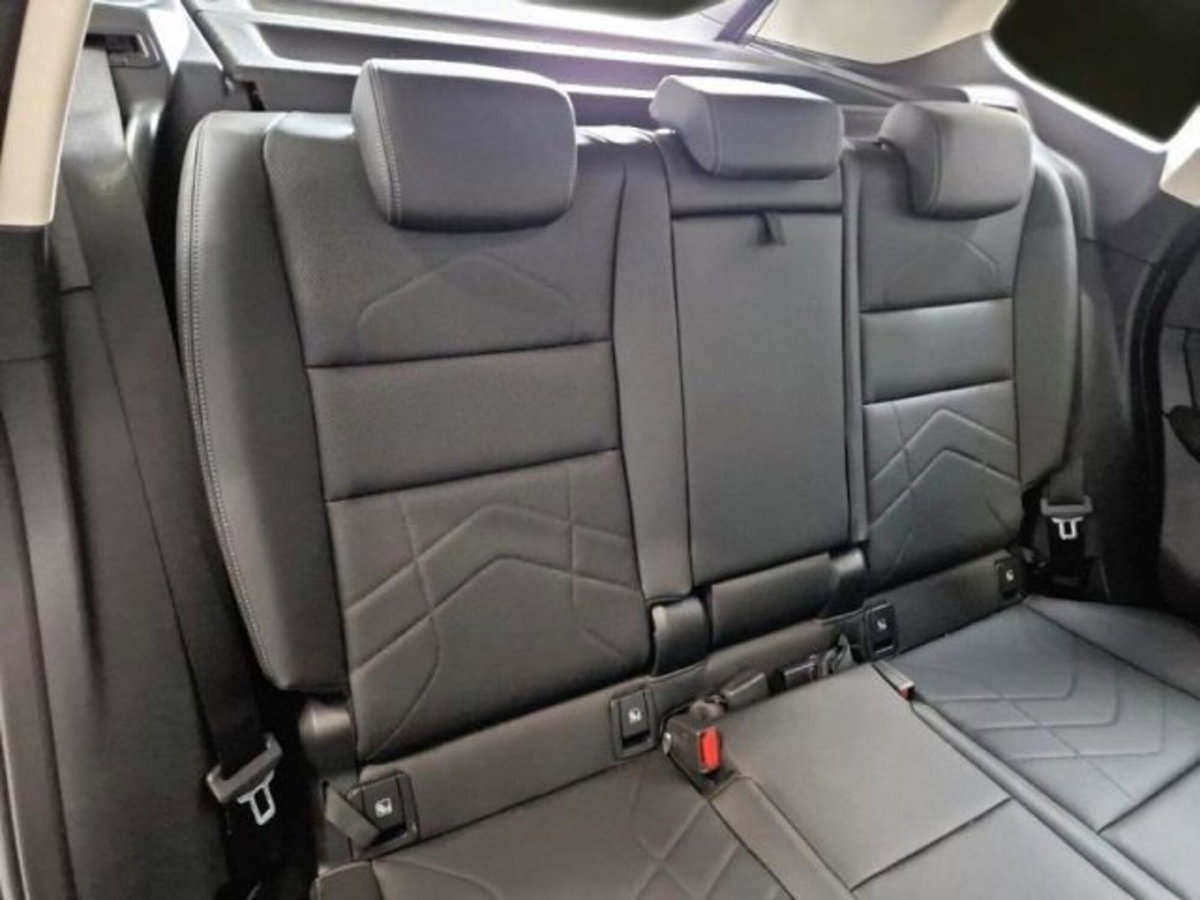 BMW X1 sDrive 18d xLine (11)