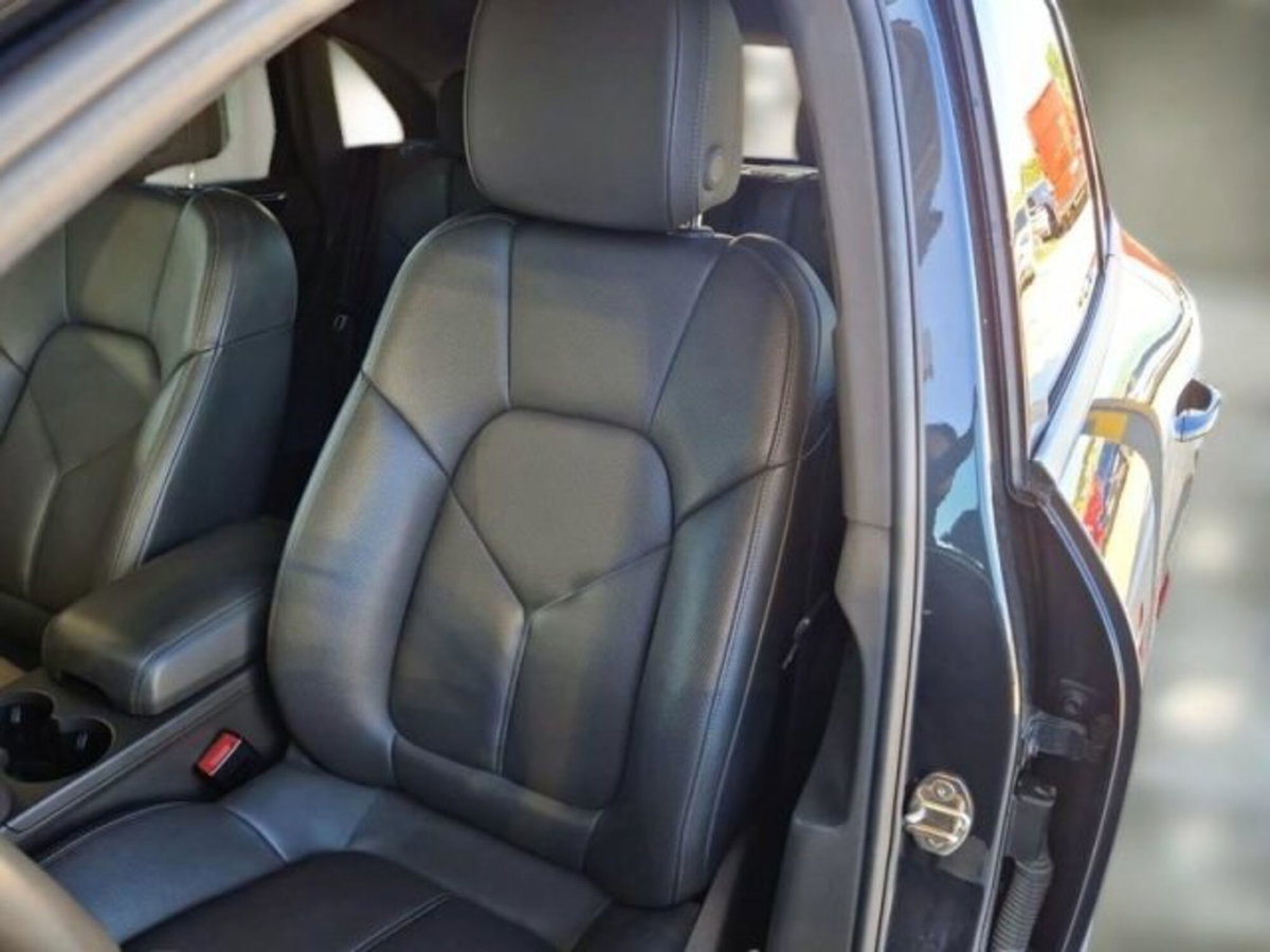 Porsche Macan 2.0 (10)
