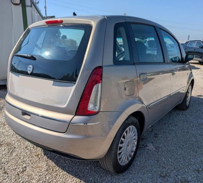Lancia Musa 1.4 Oro (3)