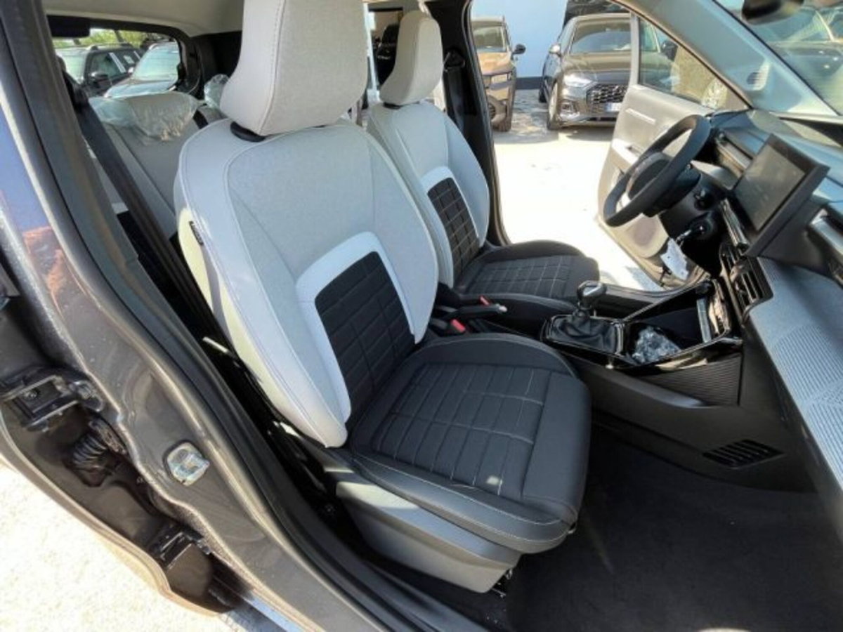 Citroen C3 1.2 puretech turbo Max 100cv s&s (12)