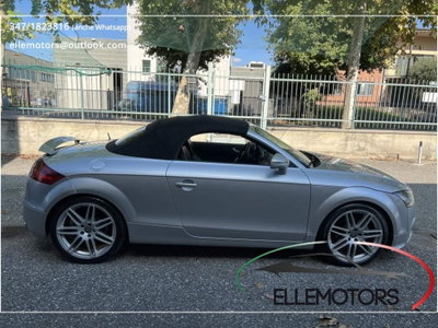 Audi TT Cabrio 2.0 TFSI (10)