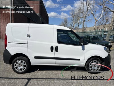 Fiat Doblò Furgone 1.4 T-Jet Natural Power PL-TN Cargo Maxi Lamierato (9)