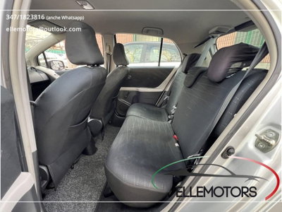 Toyota Yaris 1.0 5 porte Navi (14)