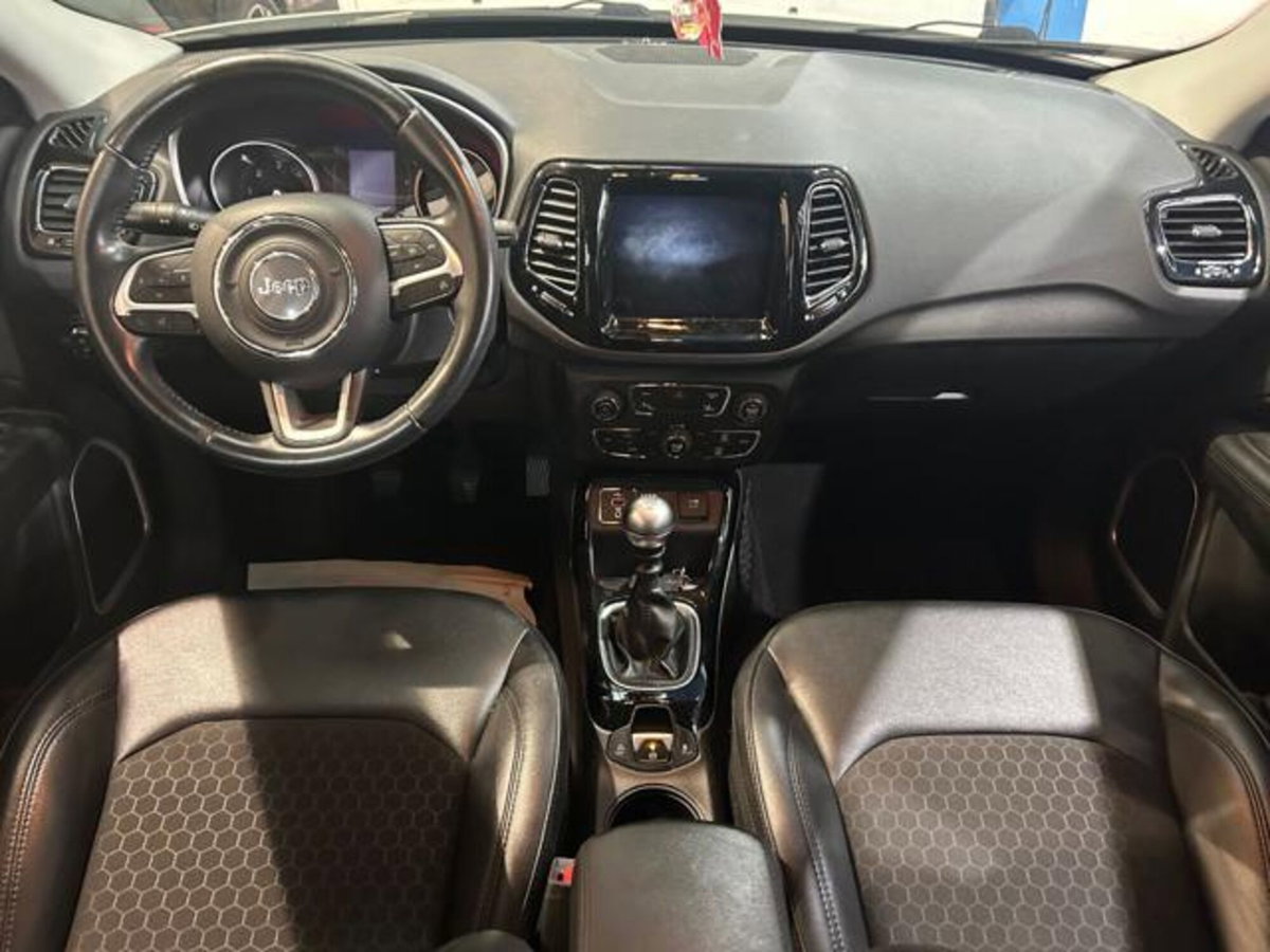 Jeep Compass 1.6 Multijet II 2WD Limited (11)
