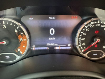 Jeep Renegade 2.0 Mjt 140CV 4WD Active Drive Limited (11)