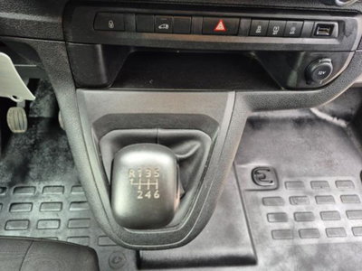 Opel Vivaro Furgone 1.5 Diesel 120CV S&S PL-TN M Furgone Enjoy (11)