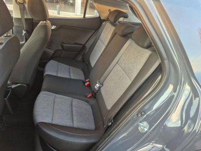 Kia Stonic 1.2 DPI Urban (6)