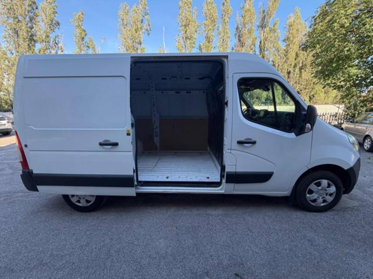 Opel Movano Furgone 33 2.3 CDTI 130CV PM-TM FWD Furgone Edition (4)