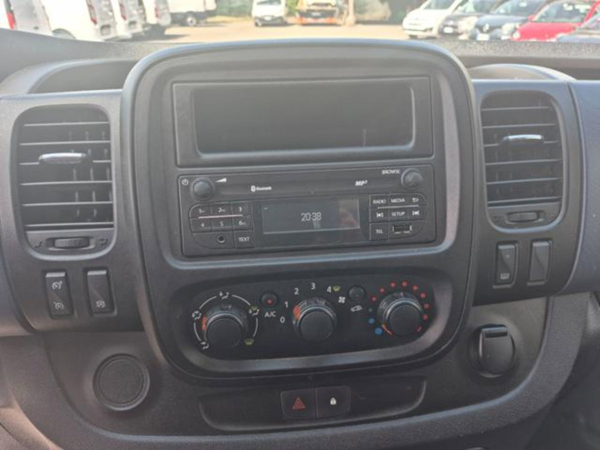 Renault Trafic Furgone T29 1.6 dCi 145CV S&S PL-TA Furgone (9)