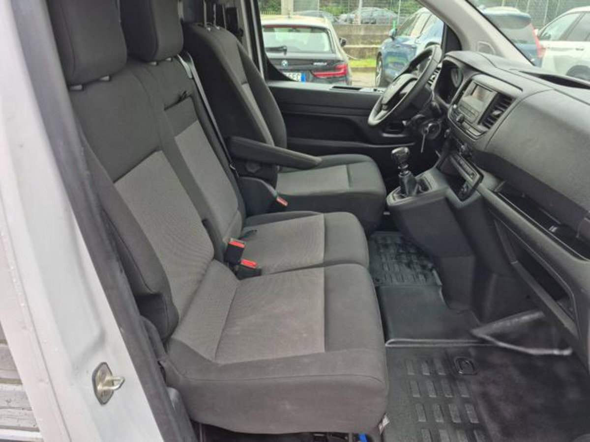 Opel Vivaro Furgone 1.5 Diesel 120CV S&S PL-TN M Furgone Enjoy (12)