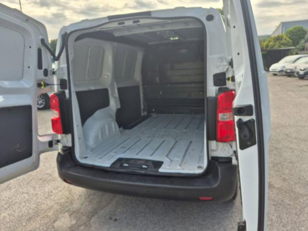 Opel Vivaro Furgone 1.5 Diesel 120CV S&S PL-TN M Furgone Enjoy (4)