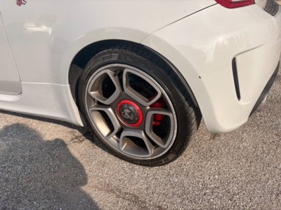 Abarth 500 1.4 Turbo T-Jet (5)