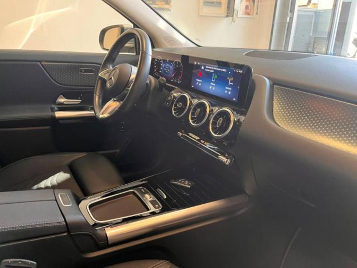 Mercedes-Benz GLA SUV 180 d Progressive Advanced Plus auto (10)