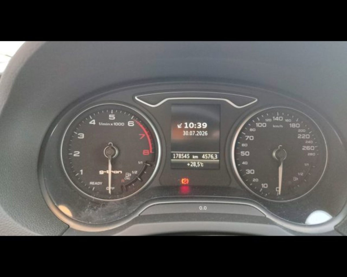 Audi A3 Sportback 30 g-tron S tronic Business