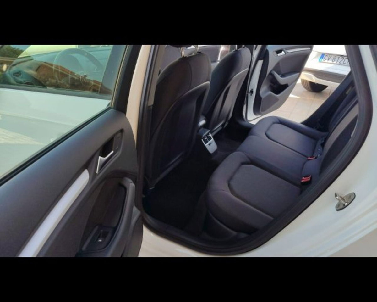 Audi A3 Sportback 30 g-tron S tronic Business (19)