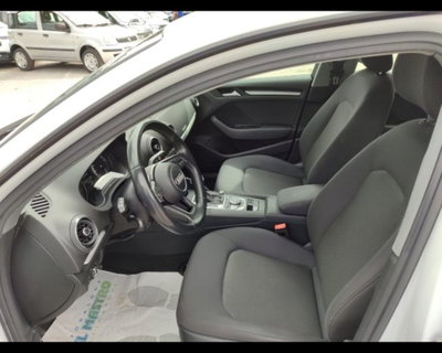 Audi A3 Sportback 30 g-tron S tronic Business (2)