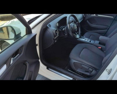 Audi A3 Sportback 30 g-tron S tronic Business (20)