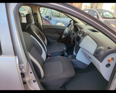 Dacia Sandero 1.2 75CV Ambiance (11)