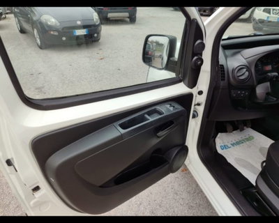 Fiat Fiorino 1.3 MJT 75CV Combi Semi Adventure (12)